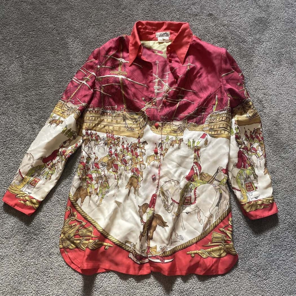 Hermès Silk Button Up 100% Authentic